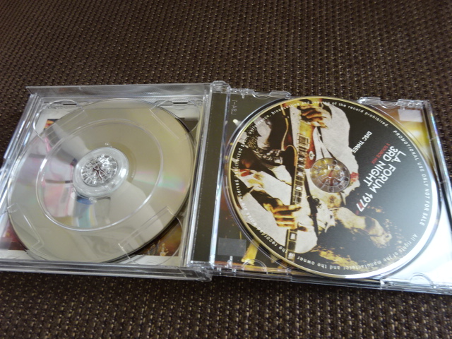 yvX 3CDzbhEcFby Led Zeppelin L.A. Forum 1977 3rd Night