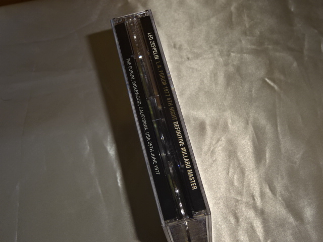 �y�v���X3CD�z���b�h�E�c�F�b�y�����@Led Zeppelin / L.A. FORUM 1977 4TH NIGHT