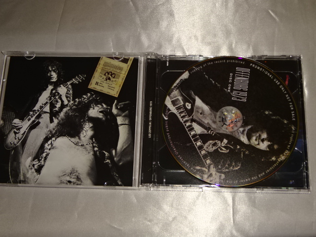 yvX2CDzbhEcFby LED ZEPPELIN / OFFENBURG 1973@VAt